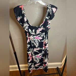 Off-the-Shoulder Dress & Coverup with pockets size XL
